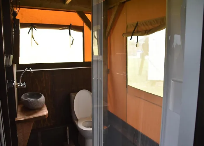 Роскошный шатер Near Dunes & *