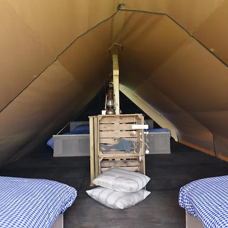 Near Dunes & Luxe tent