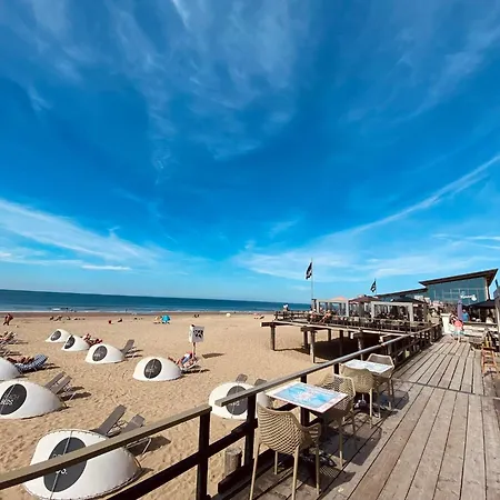 Luxe tent Near Dunes & *